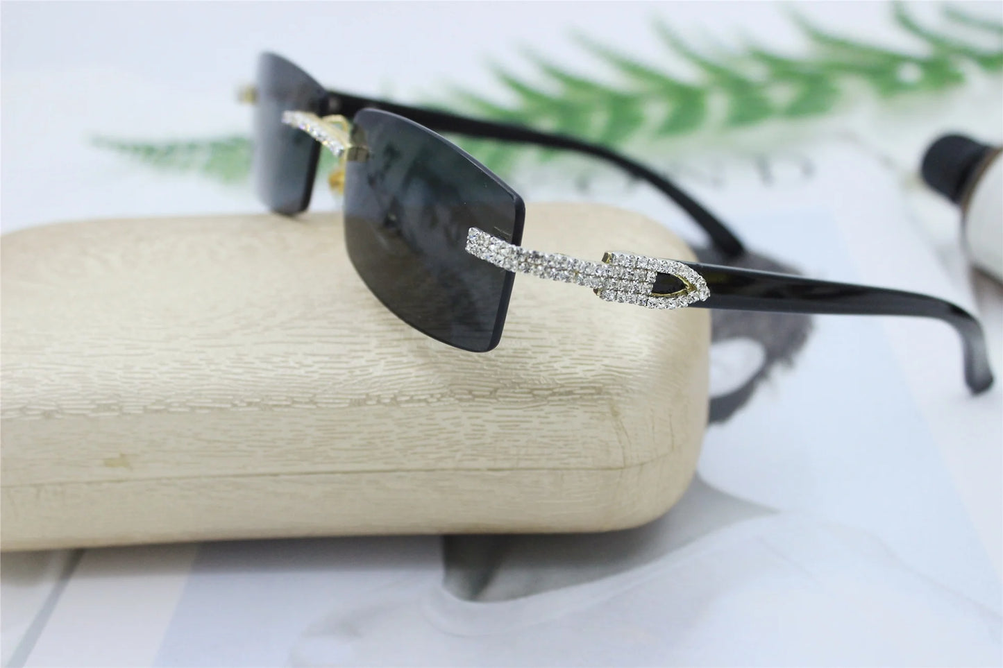 Rhinestone Square Sunglasses Luxury Wood Buffalo Horn Diamond Sun Glasses Fashion Mens Rimless Sunglass Shade Eyewear