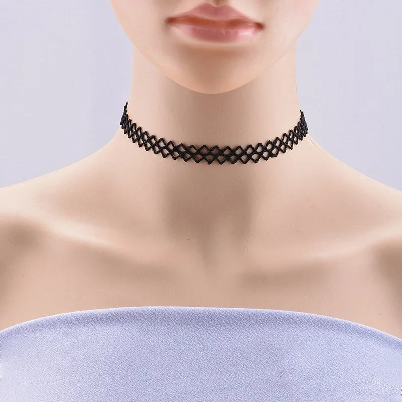 Necklace for Women Short Clavicle Lace Sexy Hearts Pearl Leaf Bow Butterfly Star Choker Lady Party Jewelry Girl Gift