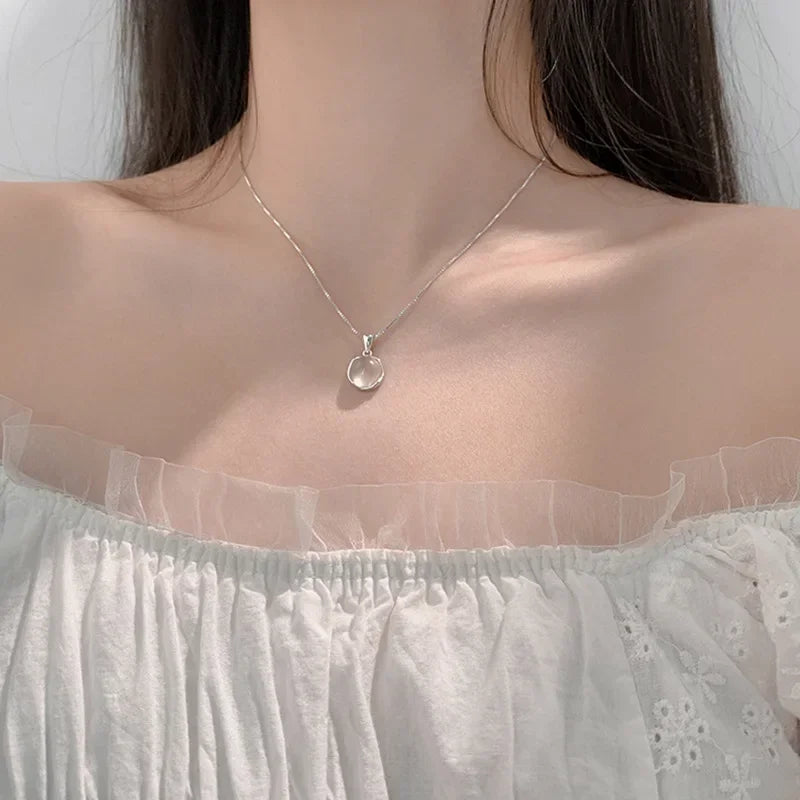 Collares Con Colgante Luxury White Round Pendant Necklaces Women Fashion Jewelry Choker Clavicle Chain Short Charm Necklace