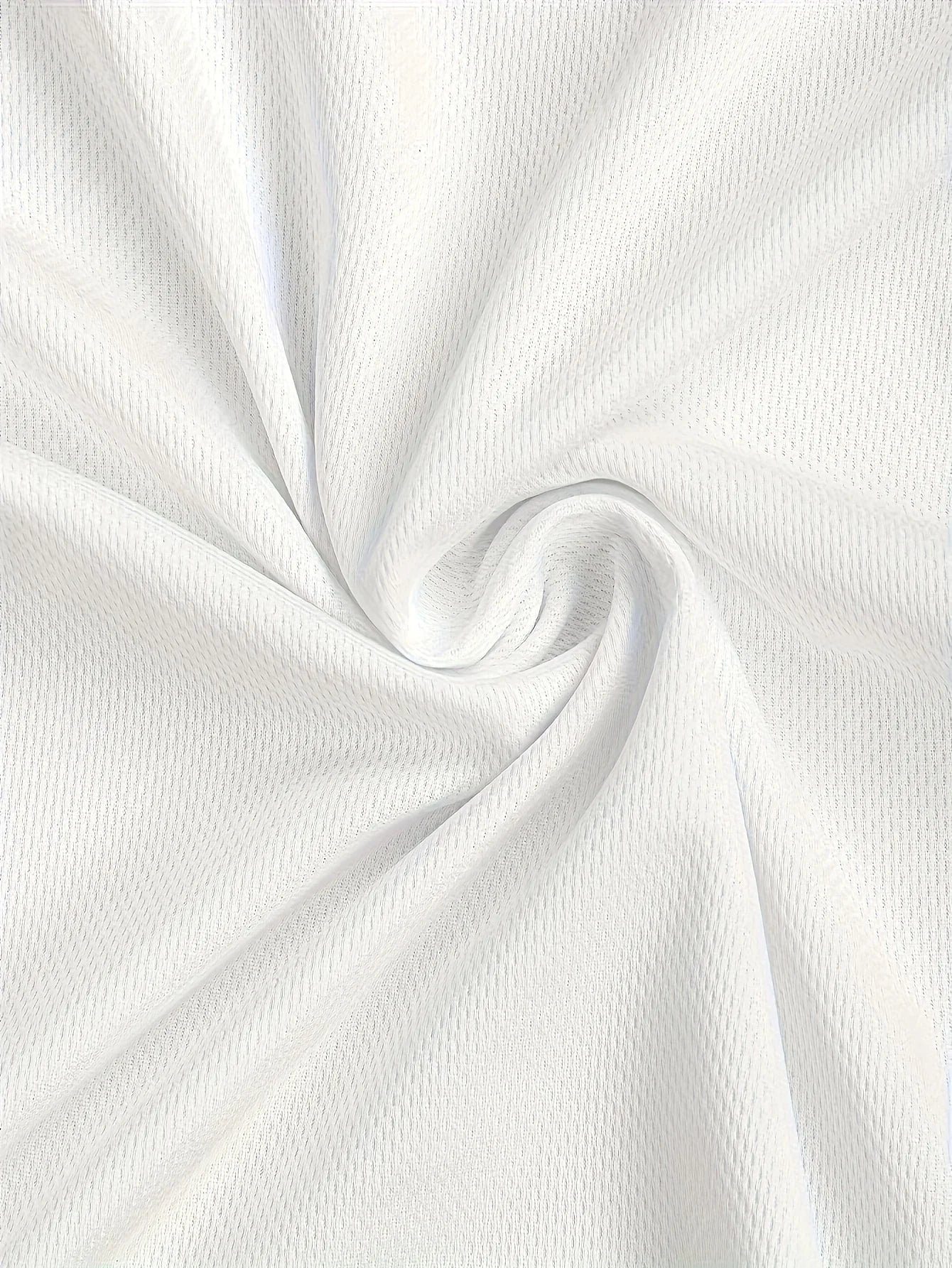 The 2025 summer new men's suit is a casual and fashionable 3D printed outdoor wear with a simple style