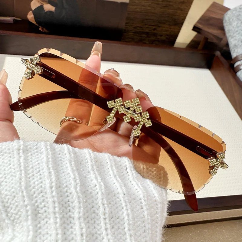 Women's Fashionable Frameless Edged Sunglasses Square Frame Lace Diamond-set Fashionable Glasses 90324