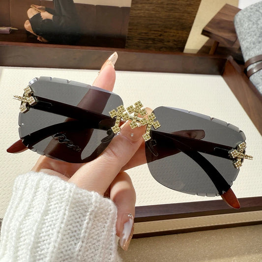 Women's Fashionable Frameless Edged Sunglasses Square Frame Lace Diamond-set Fashionable Glasses 90324