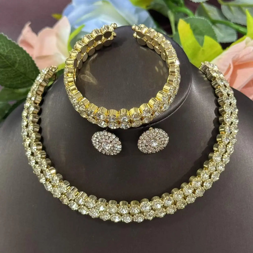 1 necklace, 1 pair of earrings, 1 bracelet, fashionable crystal, 3-piece set, rhinestone claw chain, diamond inlaid collar jewel