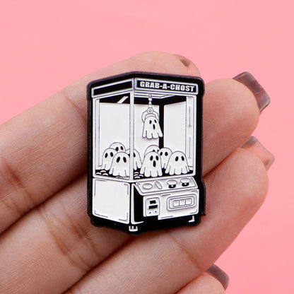 Cartoon Ghost Doll Machine Enamel Pin Vintage Brooches Backpack Accessories Bags Badge Fashion Lapel Jewelry Halloween Gifts