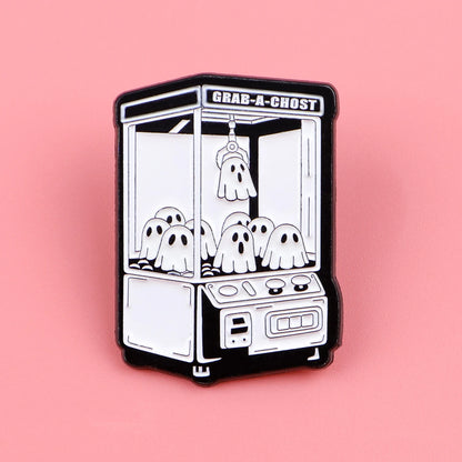 Cartoon Ghost Doll Machine Enamel Pin Vintage Brooches Backpack Accessories Bags Badge Fashion Lapel Jewelry Halloween Gifts